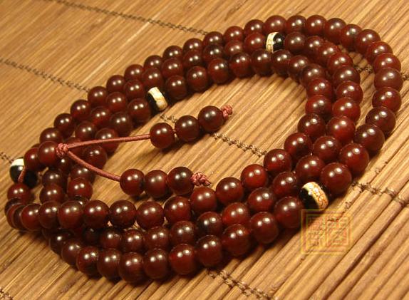 Изображение:Tam Qui Buddhist prayer beads 58.jpg