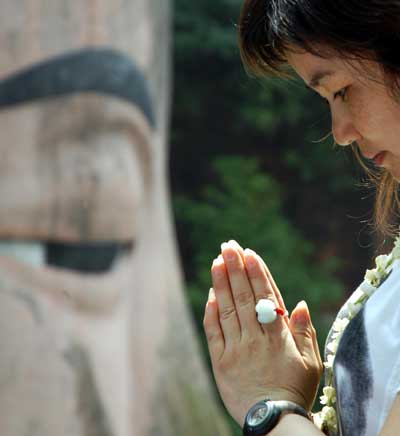 Изображение:Buddhалоенa.jpg