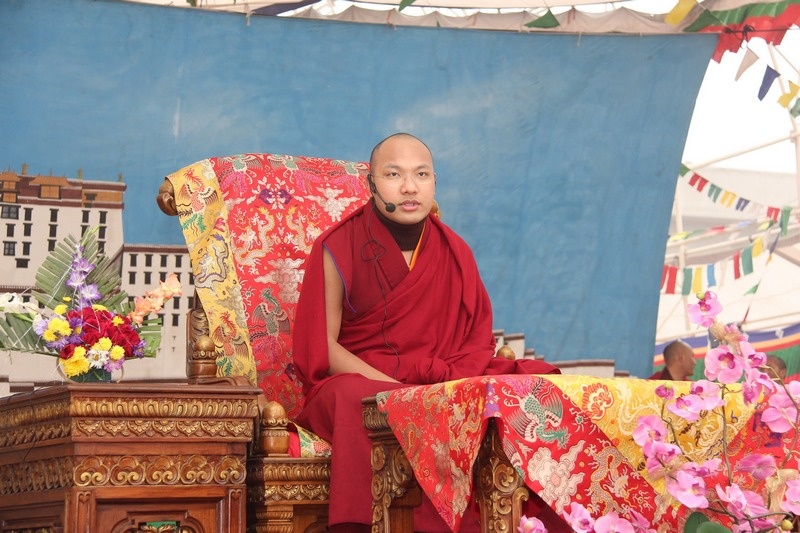 Изображение:Karmapa 2012.jpg