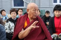Пуджа долгой жизни для Учителя, геше-лхарамбы Тензина Дугда прошла в центральном хуруле Калмыкии