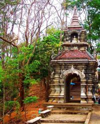 Wat Phra That Chomkitti (Храм Ват Пра Тат Чомкитти)